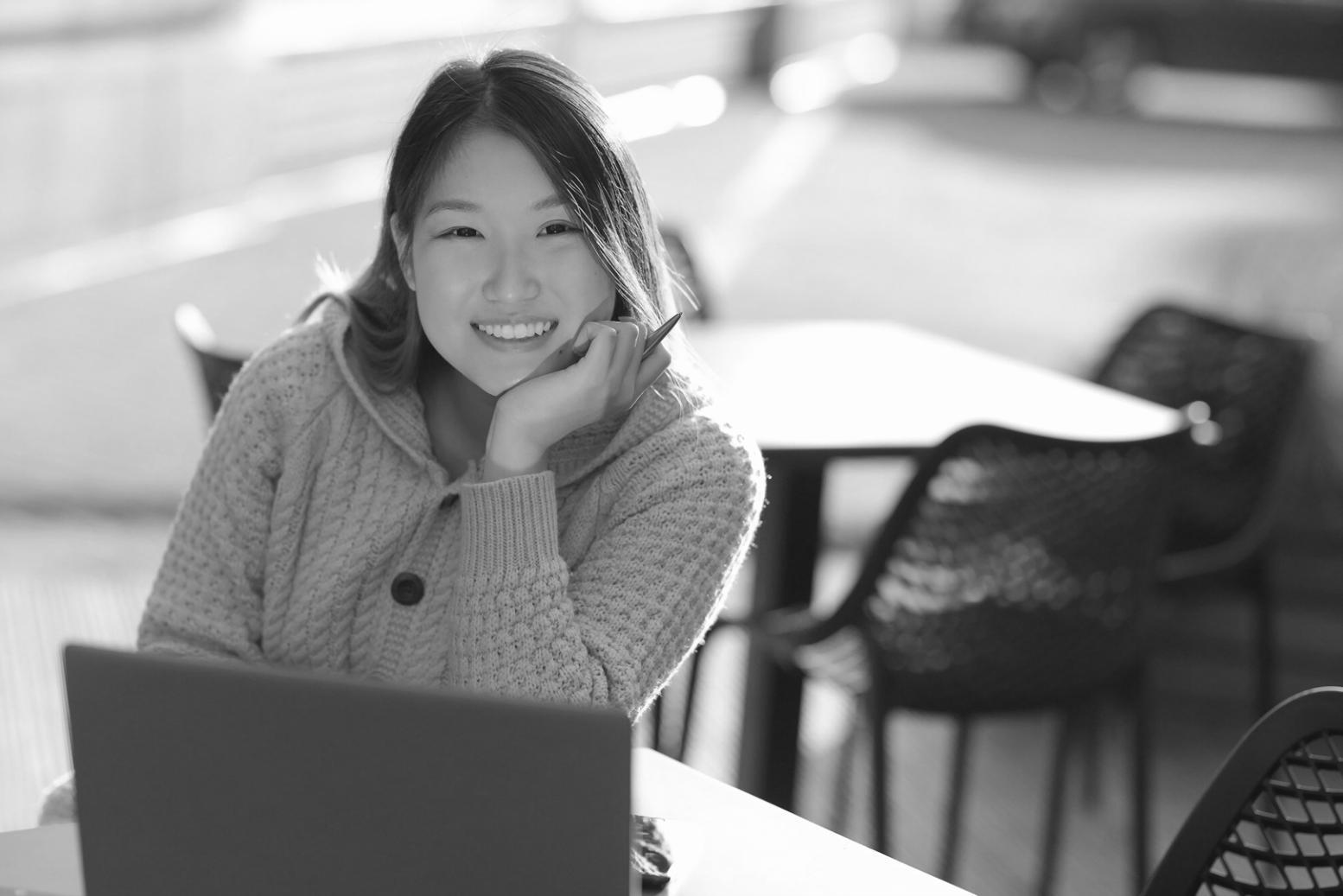 Praktische Programmierübungen und Code-Beispiele